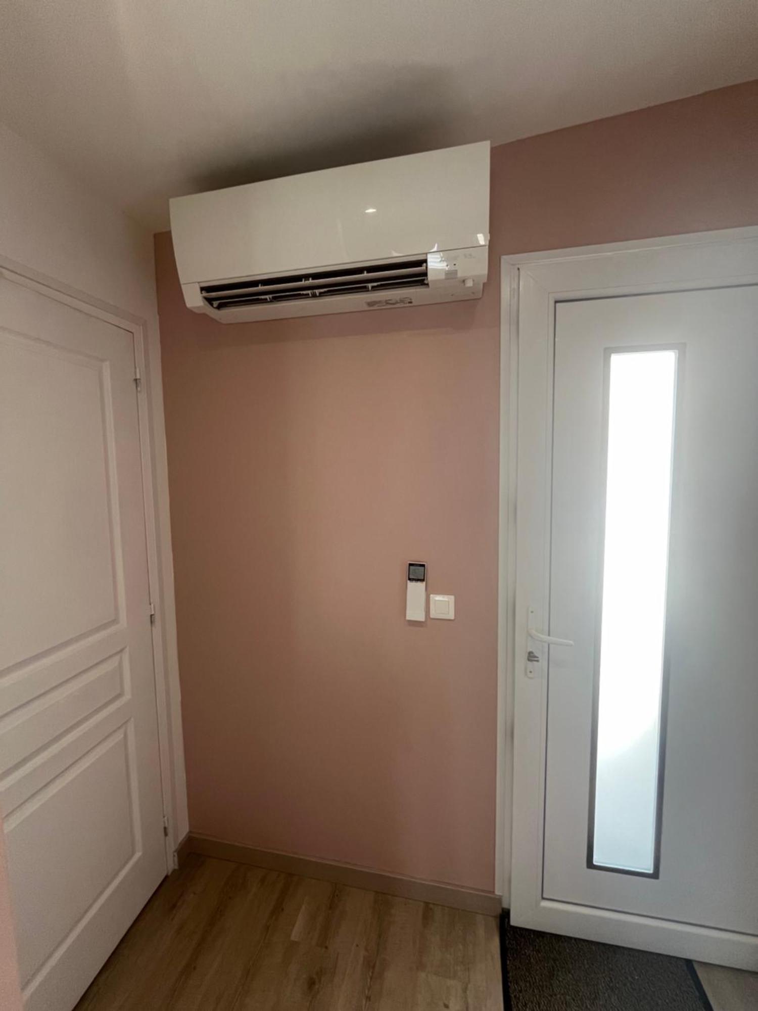 Apartmán Dependance Prive Saint-Thibault-des-Vignes Exteriér fotografie